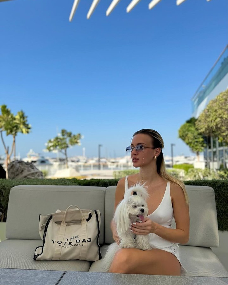 Pet-friendly terrace at Delizie